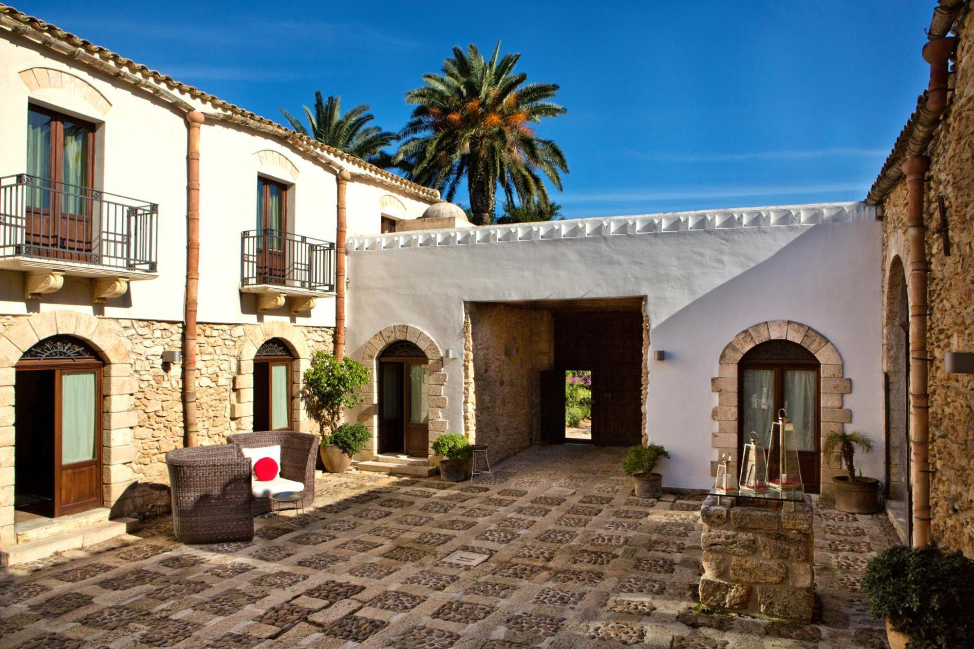 Il Baglio Della Luna Relais By Le Dhome Sicily Балестрате Экстерьер фото
